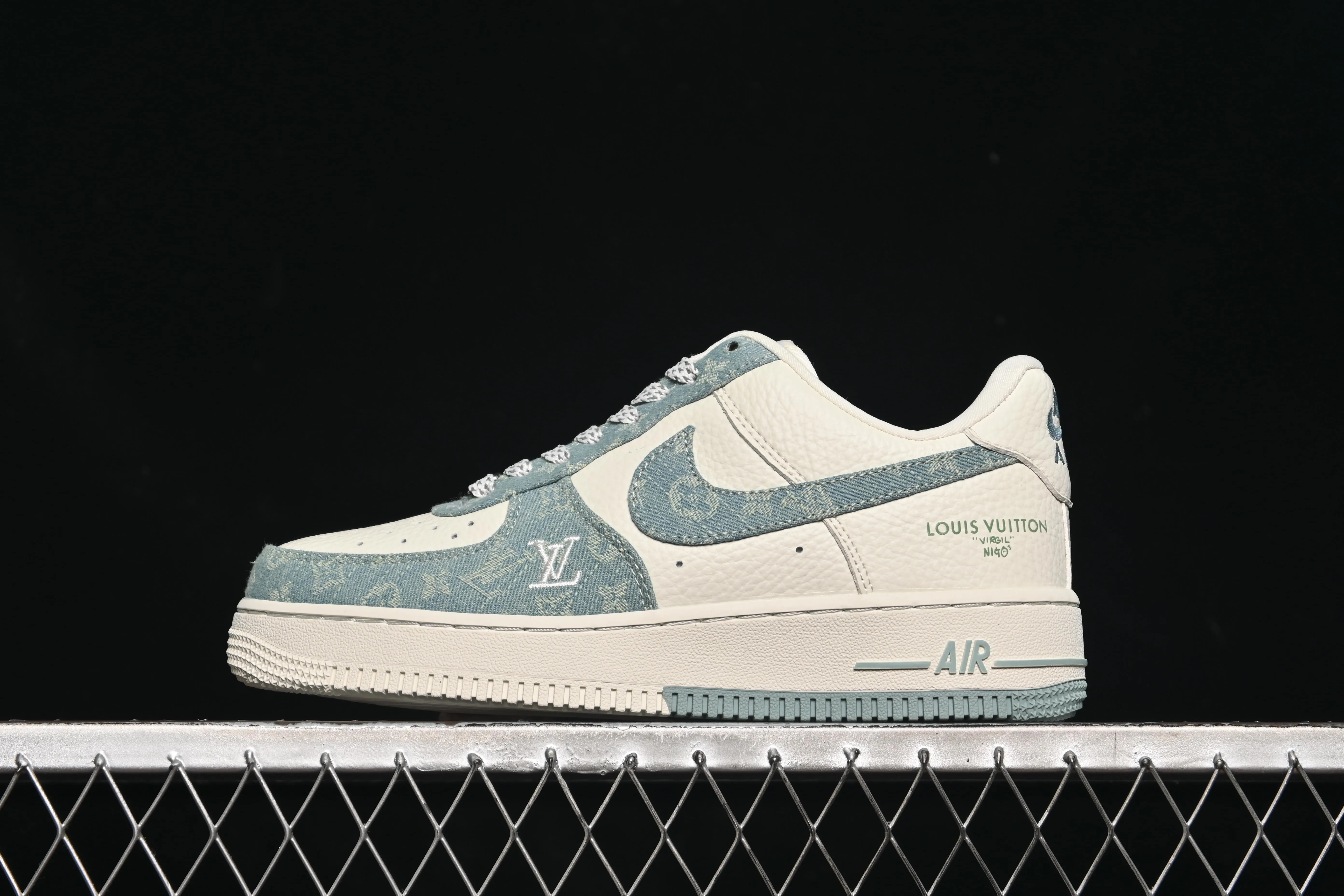 All categories Nk Air Force 1 Air Force series Nk Air Force 1 Low Air Force low top Nike Air Force 1'07 Low LV co-branded cyan denim Air Force 1 customized casual sneakers SC0601-554
